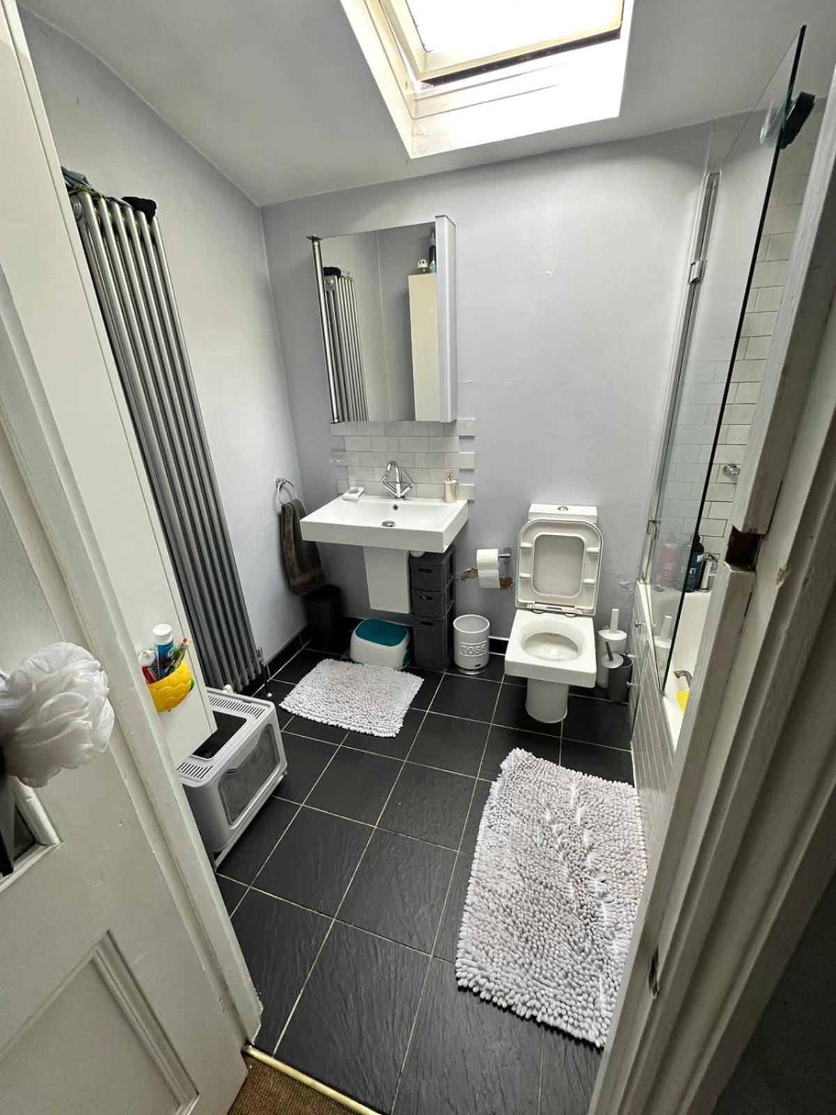 My Sky Secret Garden 1 Bedroom Лондон Экстерьер фото